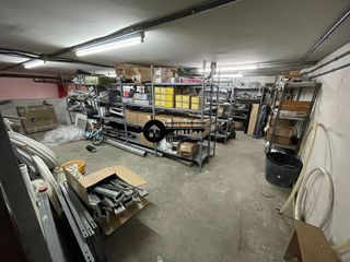 Local comercial en venta en Santa Cruz - Industria - Polígono Campollano en Albacete