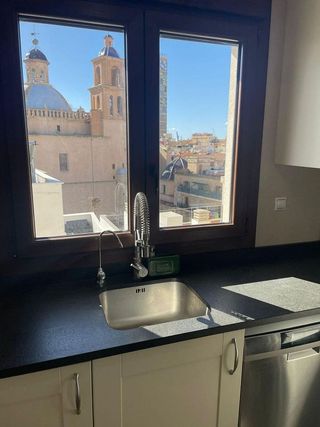 Dúplex en alquiler en Casco Antiguo - Santa Cruz en Alicante