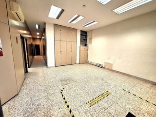 Local comercial en venta en Martorell