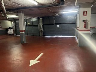 Garaje en venta en Eixample - Sant Oleguer en Sabadell