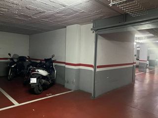 Garaje en venta en Eixample - Sant Oleguer en Sabadell
