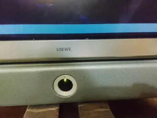 TV Loewe modelo 26S Plata y Negro