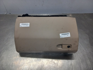 GUANTERA MERCEDES-BENZ CLASE E (BM 212) LIM. OM64