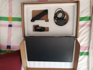 Monitor Portátil 16 ThinkVision Negro