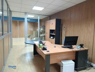 Nave industrial en venta en Santa Eulàlia de Ronçana