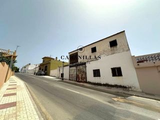 Solar en venta en Zona Norte en Estepona