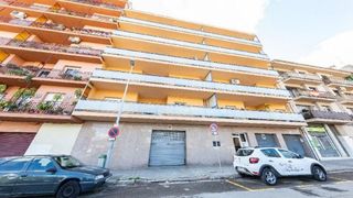 Garaje en venta en Eixample - Sant Oleguer en Sabadell