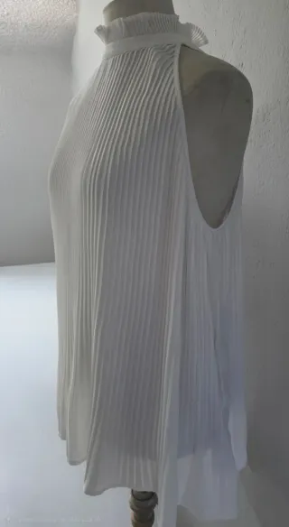 Blusa Uterqüe gasa plisada M
