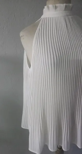 Blusa Uterqüe gasa plisada M