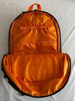 MOCHILA DESIGUAL NUEVA