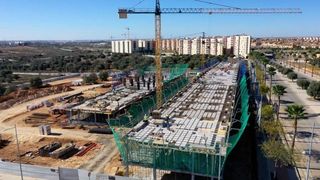 Local comercial en venta en Montequinto en Dos Hermanas