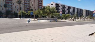 Local comercial en venta en Montequinto en Dos Hermanas