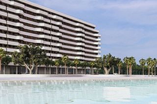 Local comercial en venta en Montequinto en Dos Hermanas