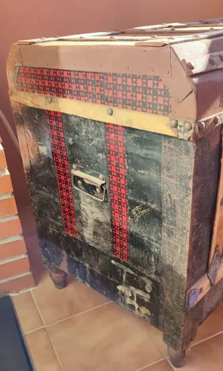 Baúl antiguo para restaurar