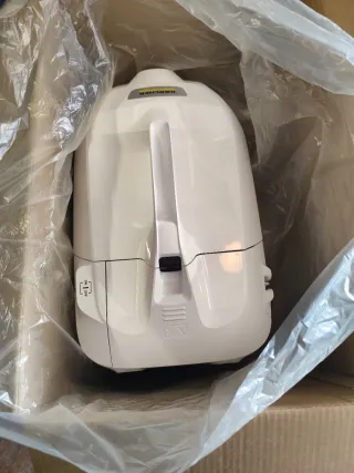 Aspiradora Karcher DS 6 con filtro de agua