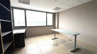 Nave industrial en alquiler en Valdepelayo - Montepinos - Arroyo Culebro en Leganés