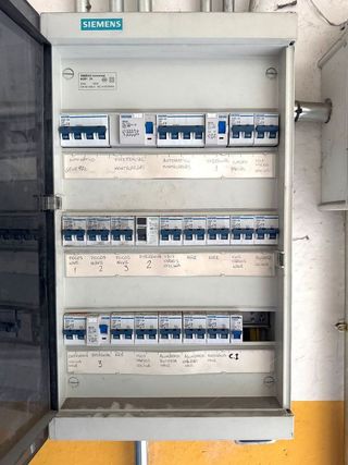 Nave industrial en alquiler en Valdepelayo - Montepinos - Arroyo Culebro en Leganés