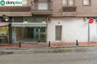 Local comercial en venta en Las Tres Cruces en Armilla