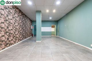 Local comercial en venta en Las Tres Cruces en Armilla