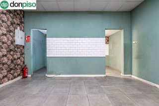 Local comercial en venta en Las Tres Cruces en Armilla