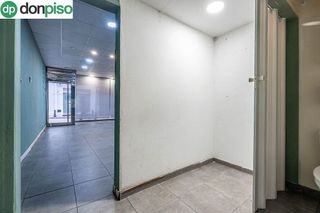 Local comercial en venta en Las Tres Cruces en Armilla