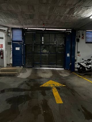 Garaje en alquiler en El Raval - Safaretjos en Santa Coloma de Gramanet