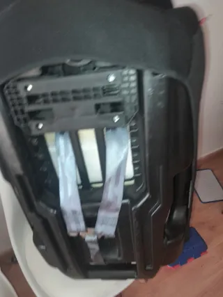 Silla de coche Piku negra