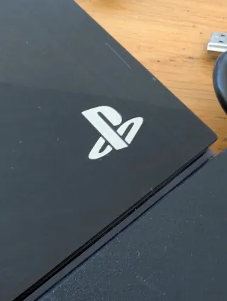 Consola PlayStation 4 (PS4) Negra