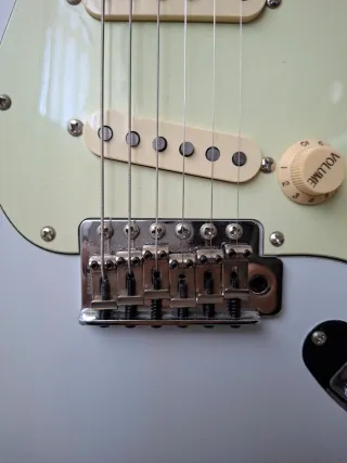 Guitarra Stratocaster relic nitrocelulosa.