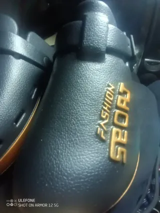 Zuecos negros hombre nuevos