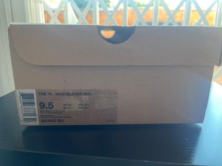 Nike Off-White Blazer Mid Talla 43