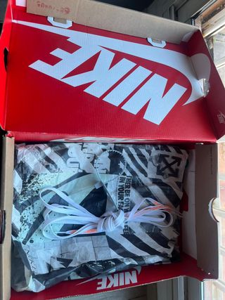 Nike Off-White Blazer Mid Talla 43