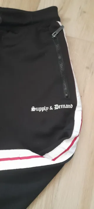 Pantaloni tuta Supply & Demand neri