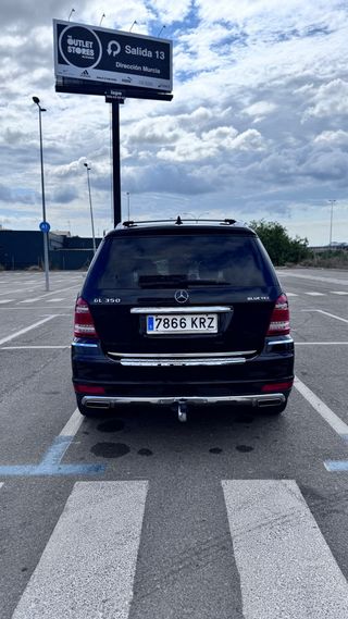 Mercedes-Benz  GL 2012