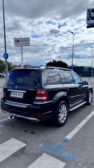 Mercedes-Benz  GL 2012