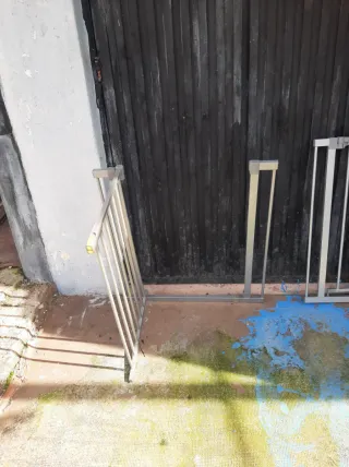 2 Barreras de seguridad para escaleras