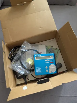 Sony MZ-R70 blu + 10 MiniDisc | Collezione