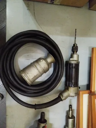 Attrezzatura officina vintage