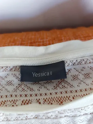 Jersey blanco de encaje