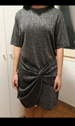 Vestido fiesta plateado talla S
