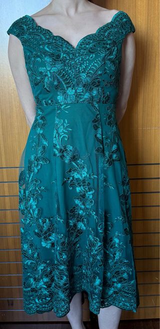 Vestido Fiesta Verde Esmeralda con Encaje