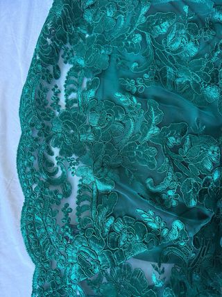 Vestido Fiesta Verde Esmeralda con Encaje