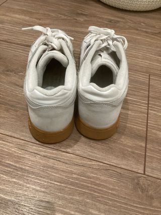 Zapatillas Reebok Blancas y Marrones