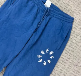 ¡¡OFERTA!! Talla L Pantalón Adidas Ancho