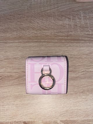 Monedero Carolina Herrera rosa
