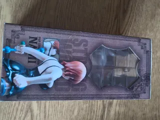 Nami P.O.P MegaHouse Strong Edition Figure