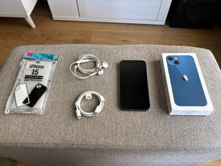 iPhone 13 128GB Azul + caja + accesorios
