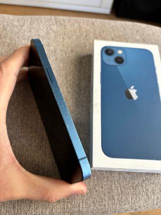 iPhone 13 128GB Azul + caja + accesorios
