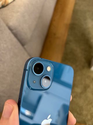 iPhone 13 128GB Azul + caja + accesorios