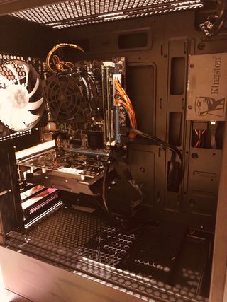 PC MSI i7 Gráfica 4GB